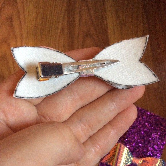 Iridescent Pink Mermaid Hair Clips - Picture 4 of 5